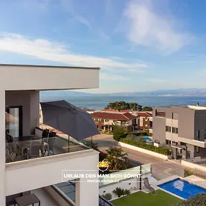 Apartment Penthouse Panorama Deluxe In, Malinska