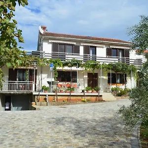 Apartment Mare, Malinska