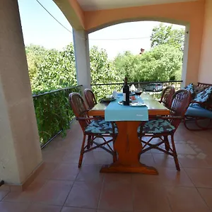 Apartment Jelka, Malinska